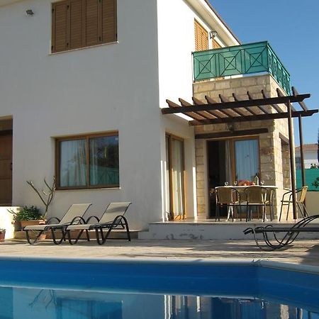 Villa Pergia Latchi 폴리스 객실 사진