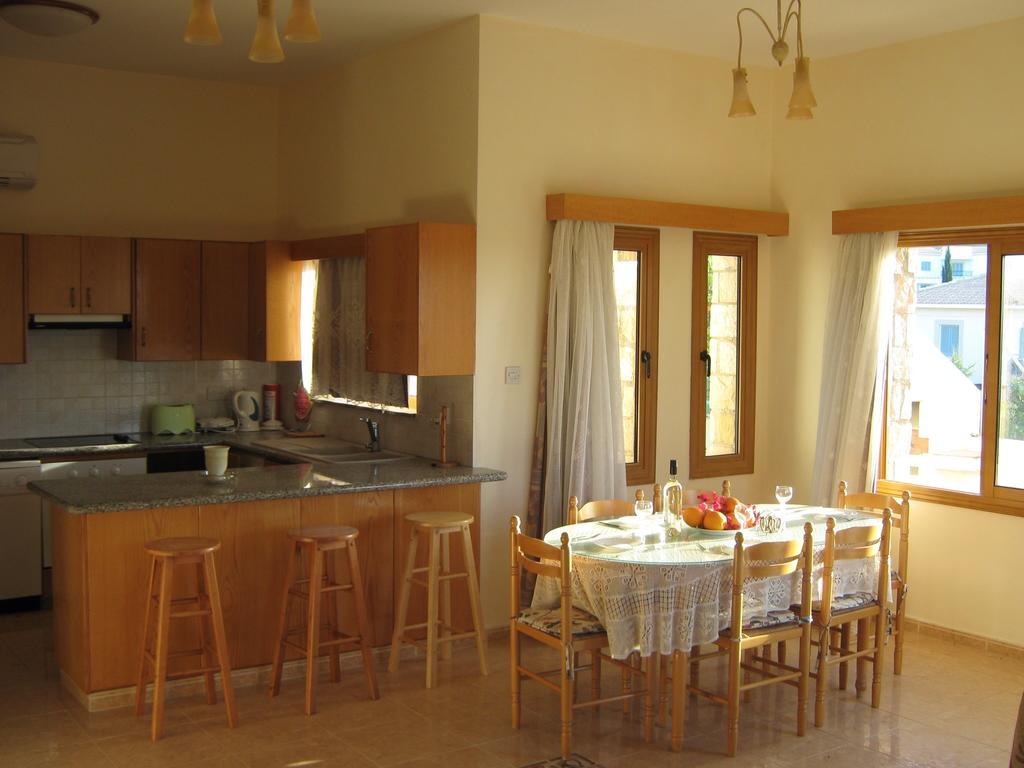 Villa Pergia Latchi 폴리스 객실 사진